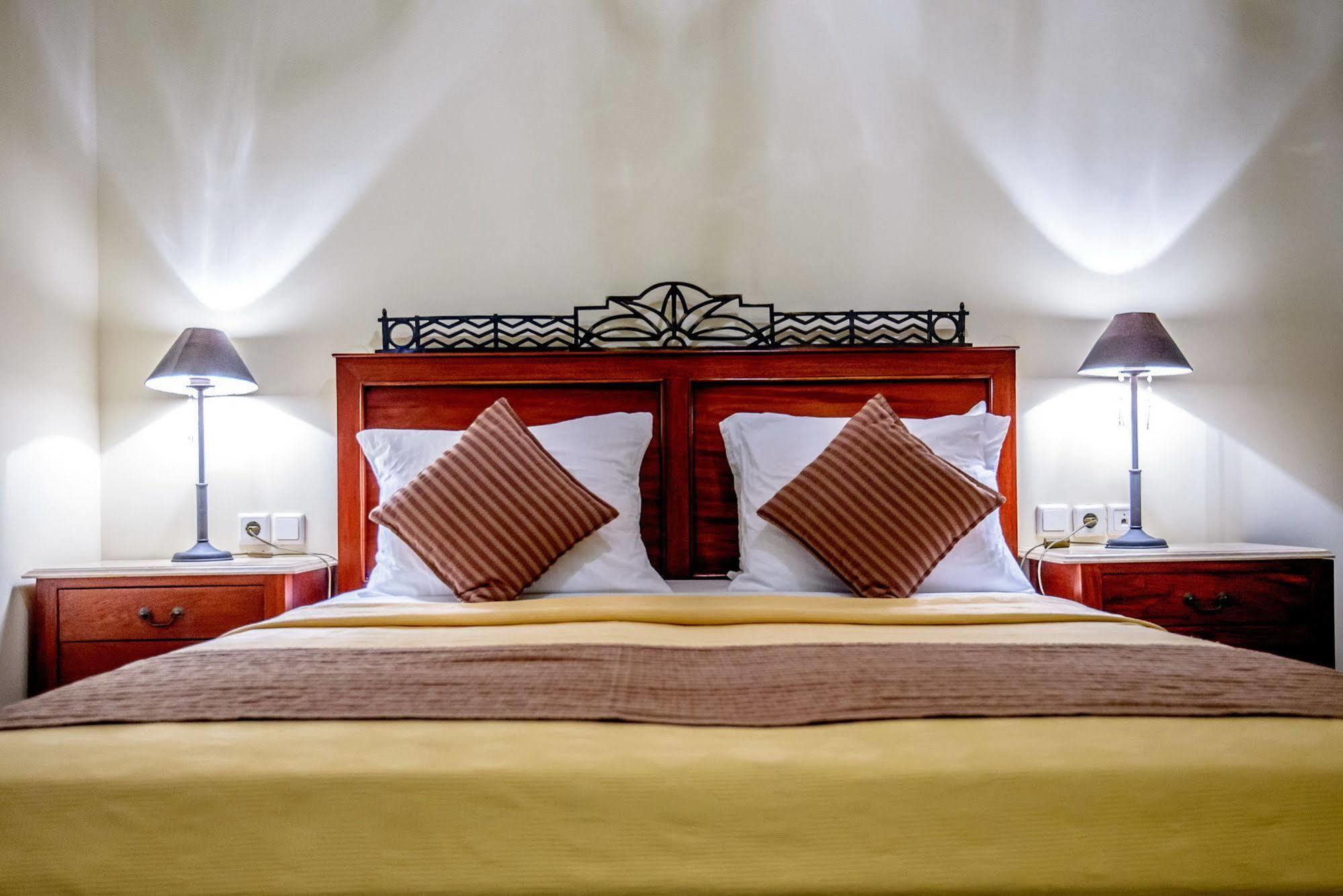 Leo Hotel Retimno Zewnętrze zdjęcie